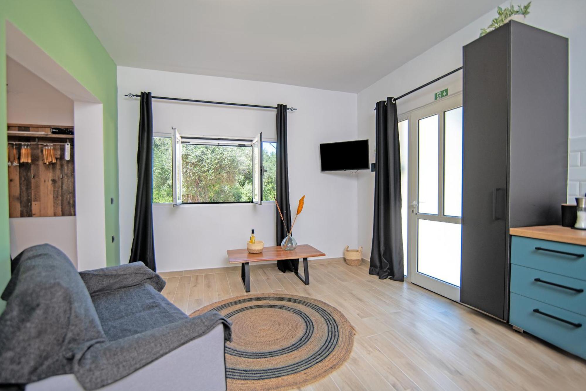 Armoniahousesuites Peritheia Exterior foto