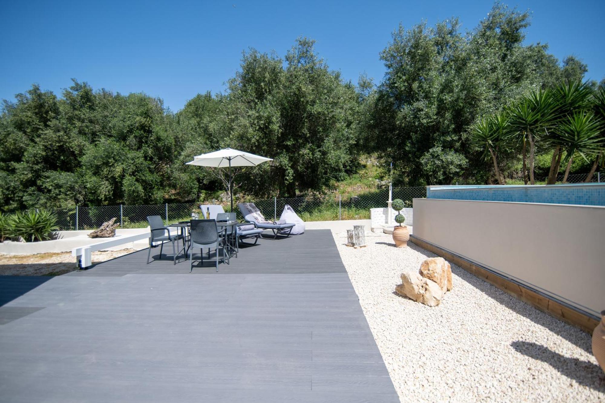 Armoniahousesuites Peritheia Exterior foto