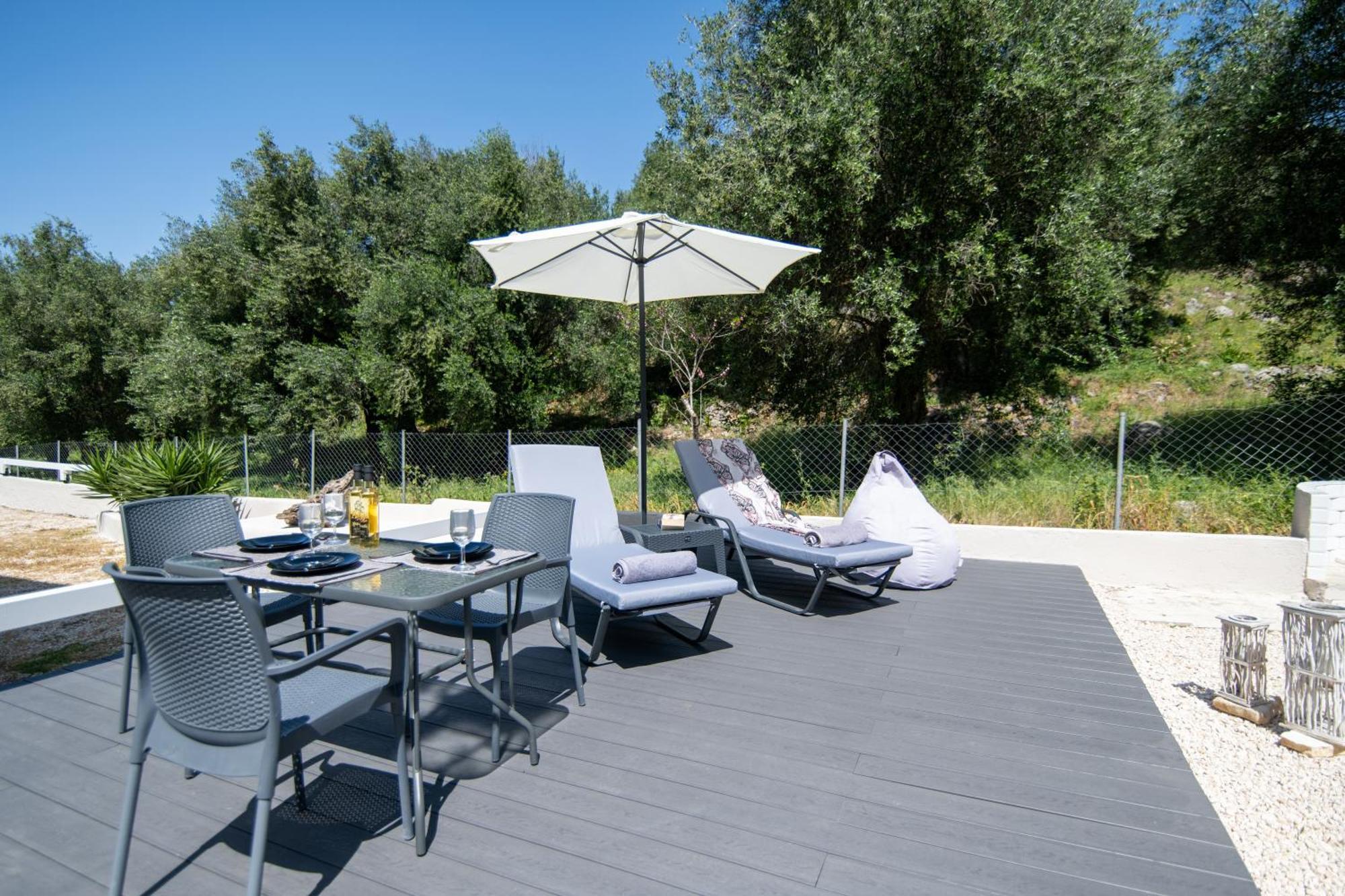 Armoniahousesuites Peritheia Exterior foto