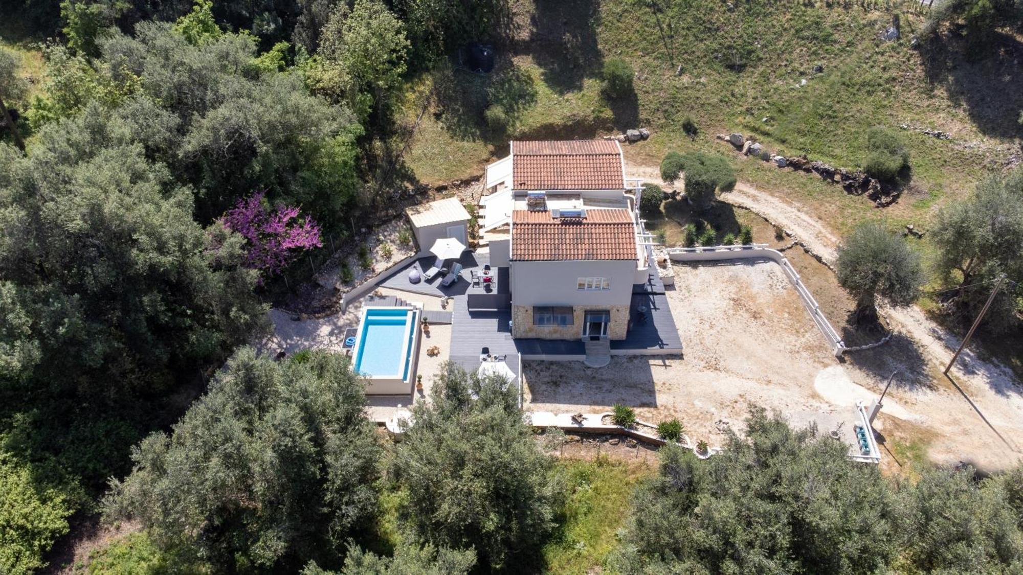 Armoniahousesuites Peritheia Exterior foto